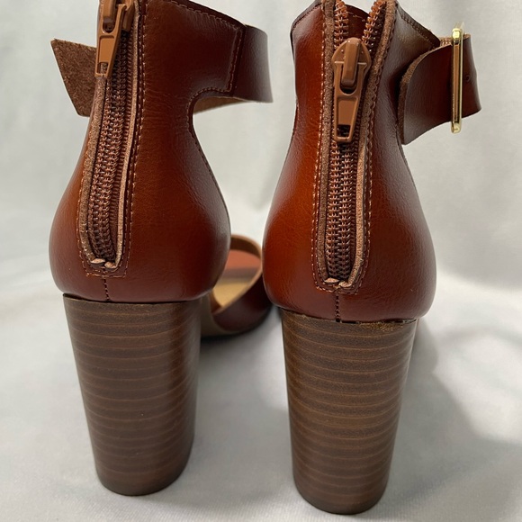 Madden Girl Tan Heeled Sandals - Picture 5 of 6